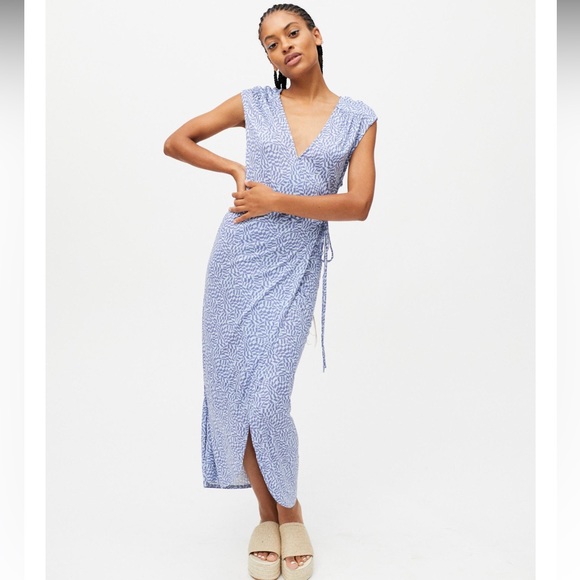Urban Outfitters Dresses & Skirts - SOLD • HOST PICK 🎉 Urban Outfitters Geometric Deep V-Neck Wrap Dress Size S-P